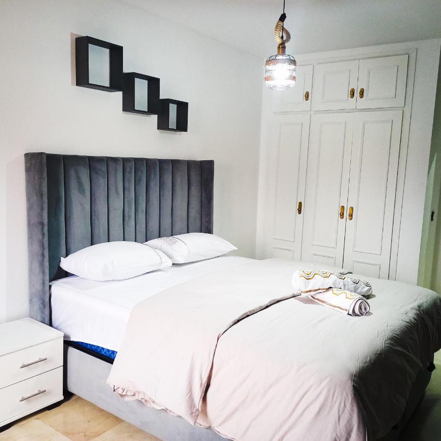 Nouveau Appartement Au Plein Centre-Ville En Face Hilton Tanger Exterior foto