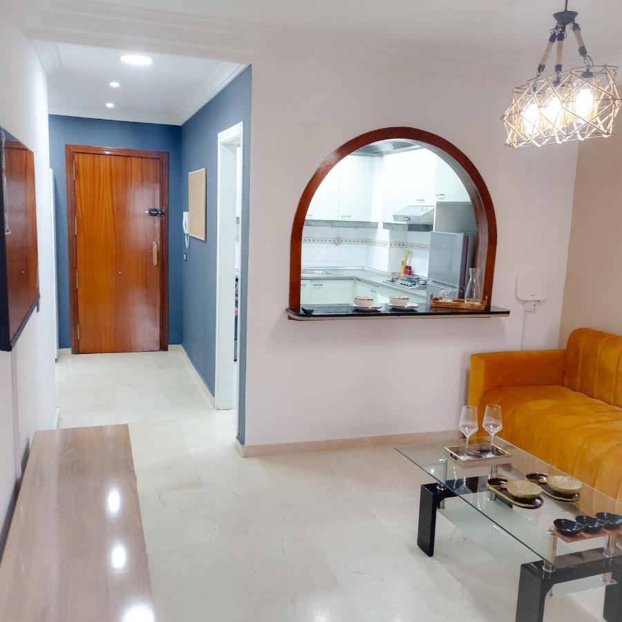 Nouveau Appartement Au Plein Centre-Ville En Face Hilton Tanger Exterior foto